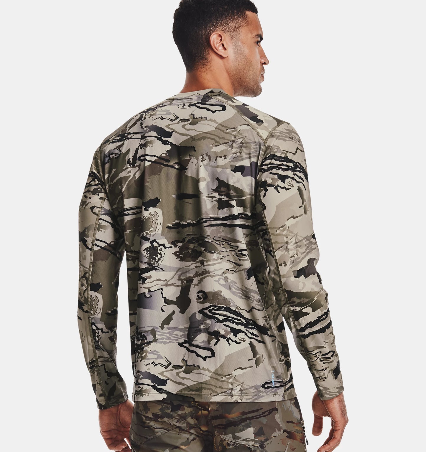 Men's | Under Armour | 1361308-999 | Iso-Chill Brush Line Long Sleeve | UA Barren Camo / Black