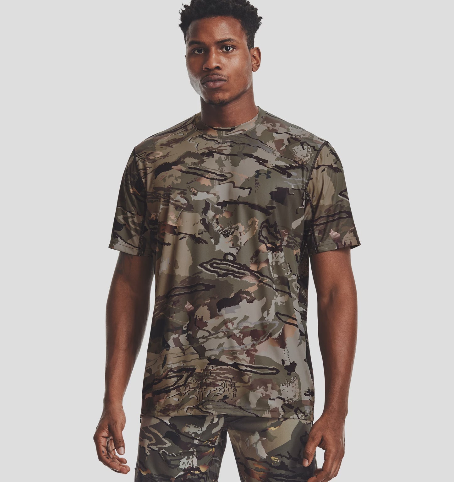 Men's | Under Armour | 1361310-994 | Iso-Chill Brush Line Short Sleeve | UA Forest All Season Camo / Black